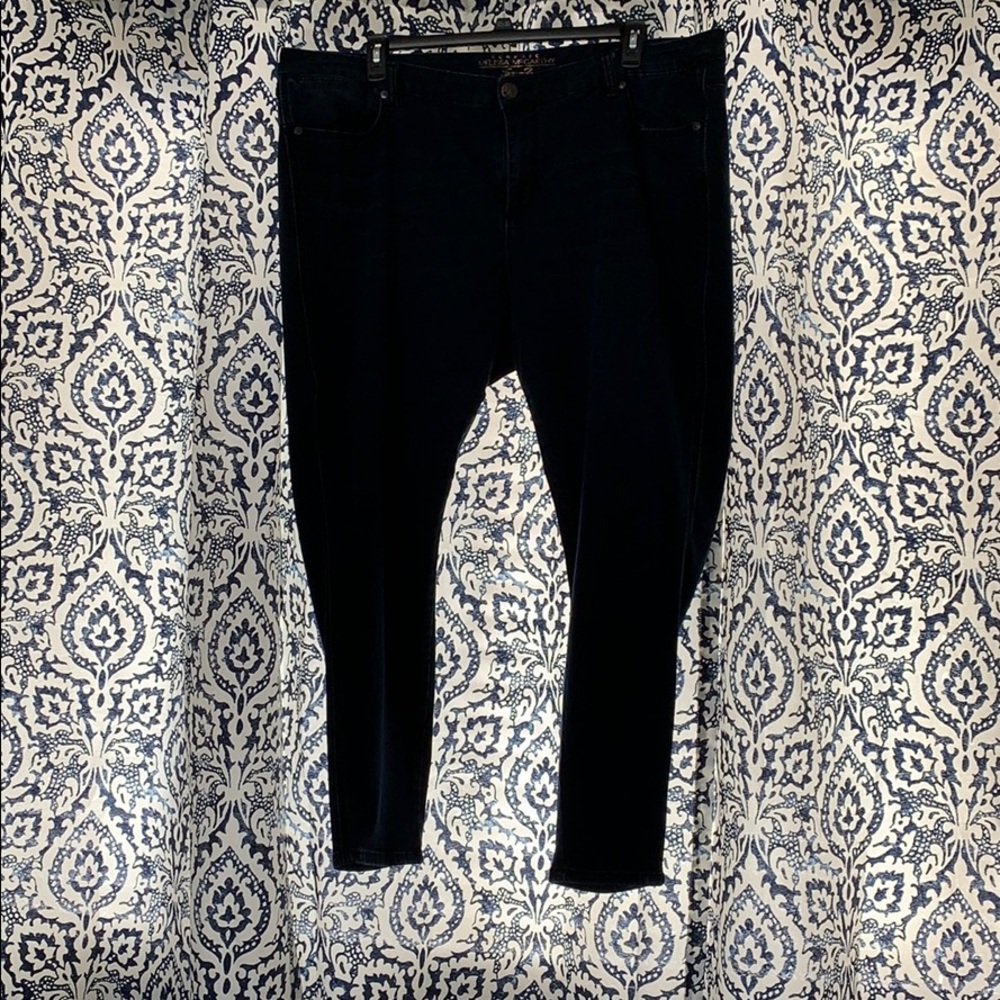 Melissa McCarthy Seven7 skinny jeans